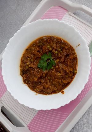A picture of Mushroom masala.