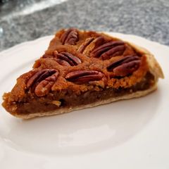 A picture of Pecan Pie.