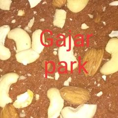 A picture of Gajar paak.