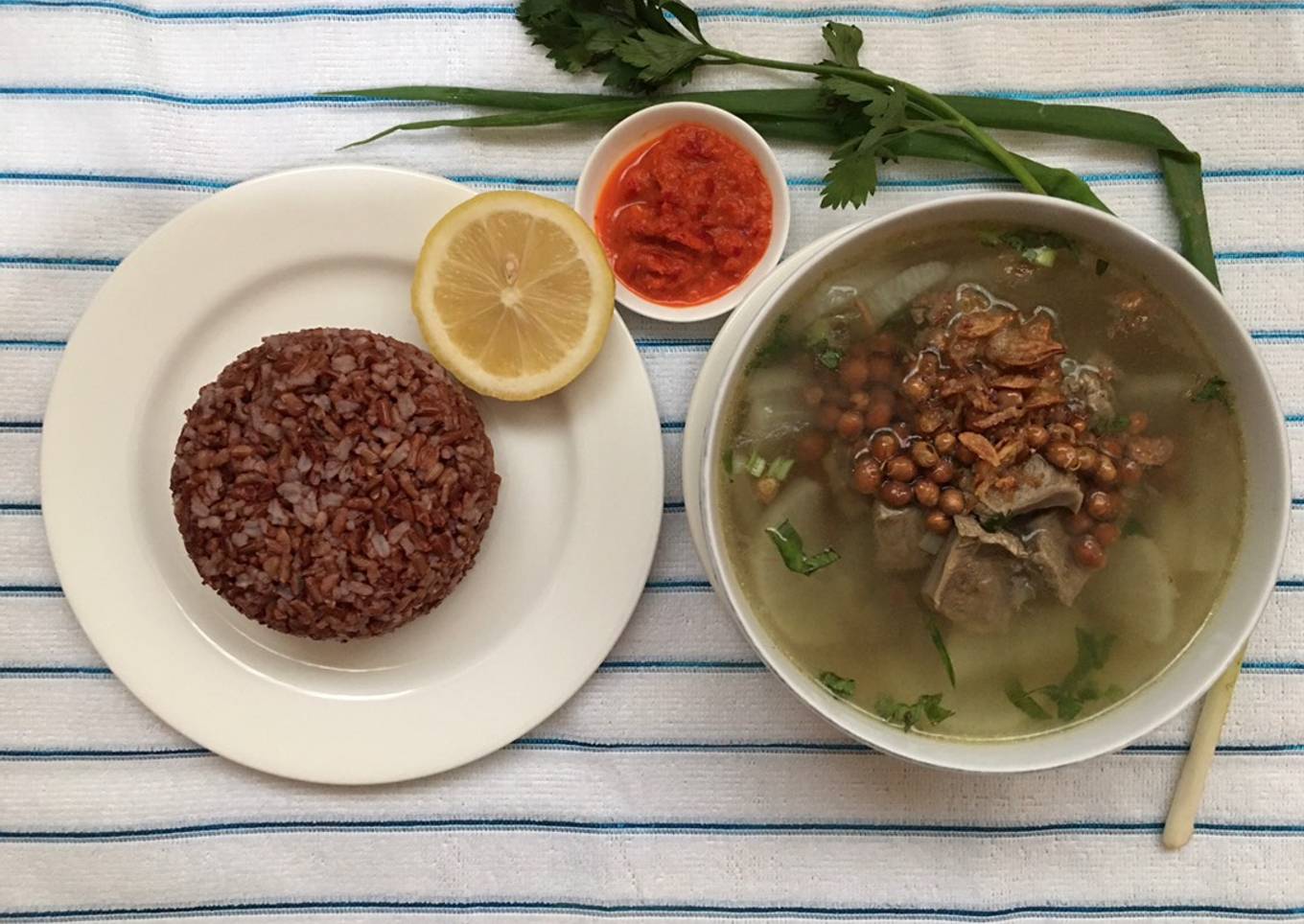 Soto Bandung Nasi Merah