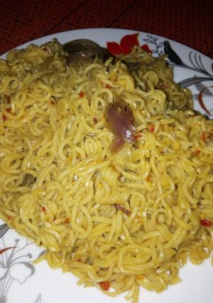 A picture of Indomie.