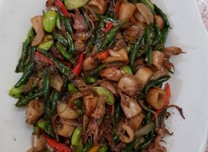 Foto resep Tumis Cumi Asin Pete Pedas