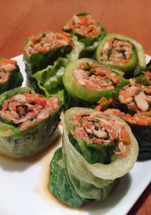 Una foto de Rollitos de lechuga fitness