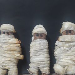 A picture of Rajma mummies.