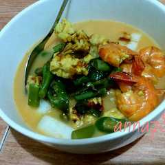 A picture of Opor udang tempe pakai susu.