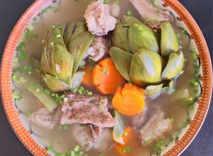 Hình của món Canh hoa atiso sườn non.