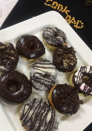 A picture of Chocolate Doughnuts 🍩.