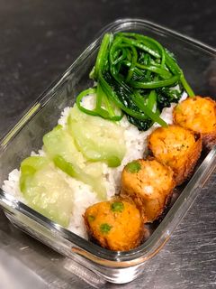 豆包蔬食捲便當 的食譜成品照片