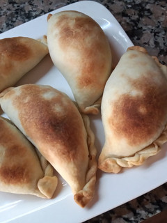 Una foto de Masa para empanadas de horno (tipo criollas) bien sequitas!!