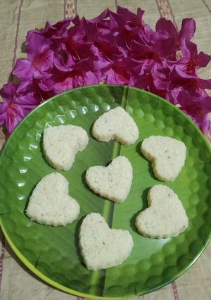 A picture of Coconut Burfi.