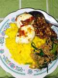 181. Nasi Kuning Magicom Lengkap Lauk Telur