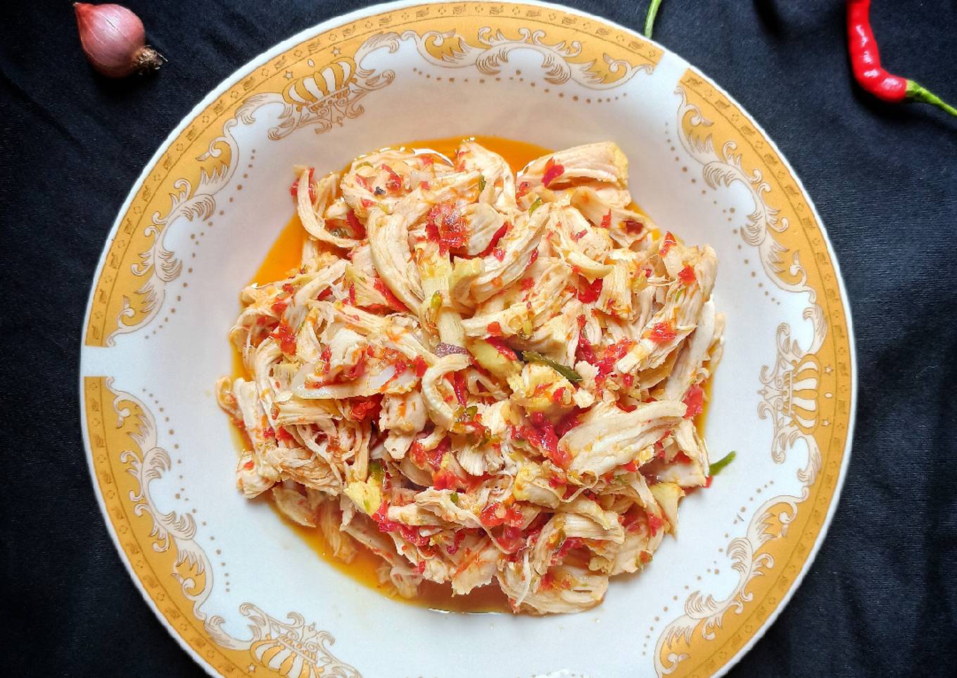 Ayam suwir sambal bawang