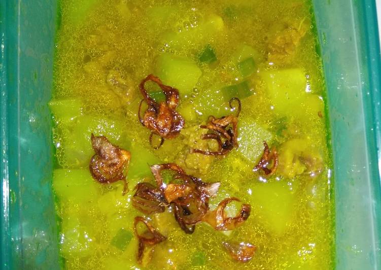 Bagaimana Membuat Rawon sapi kuning, Enak