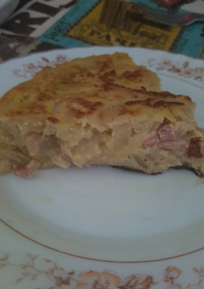 Una foto de Tortilla de manzana y beicon