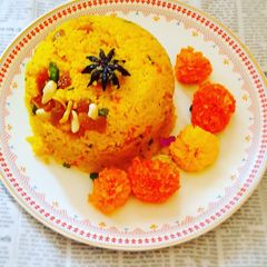 Basanti polau (yellow rice) A picture of Basanti polau (yellow rice).