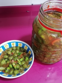 Una foto de Aceitunas manzanilla aliñada