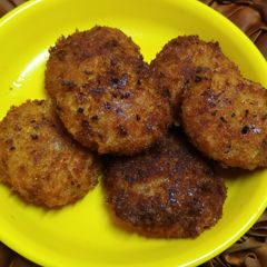 A picture of Noodles cutlet.