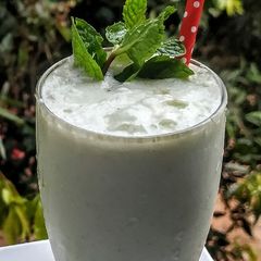 A picture of Pudina lassi.