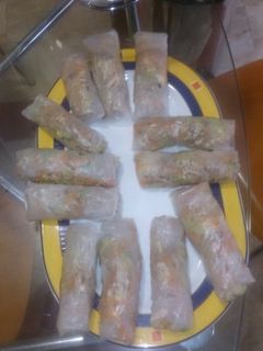 Una foto de Rollitos primavera con papel de arroz