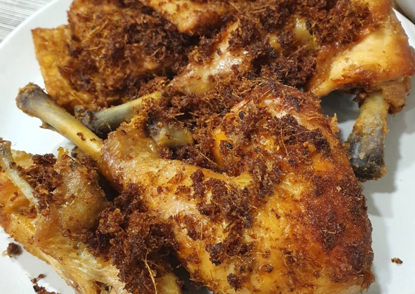 Ayam Goreng (dan Tempe Goreng) Lengkuas
