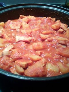Una foto de Emperador con patatas