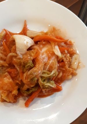 Hình của món Kim chi Hàn Quốc - phiên bản ăn liền.