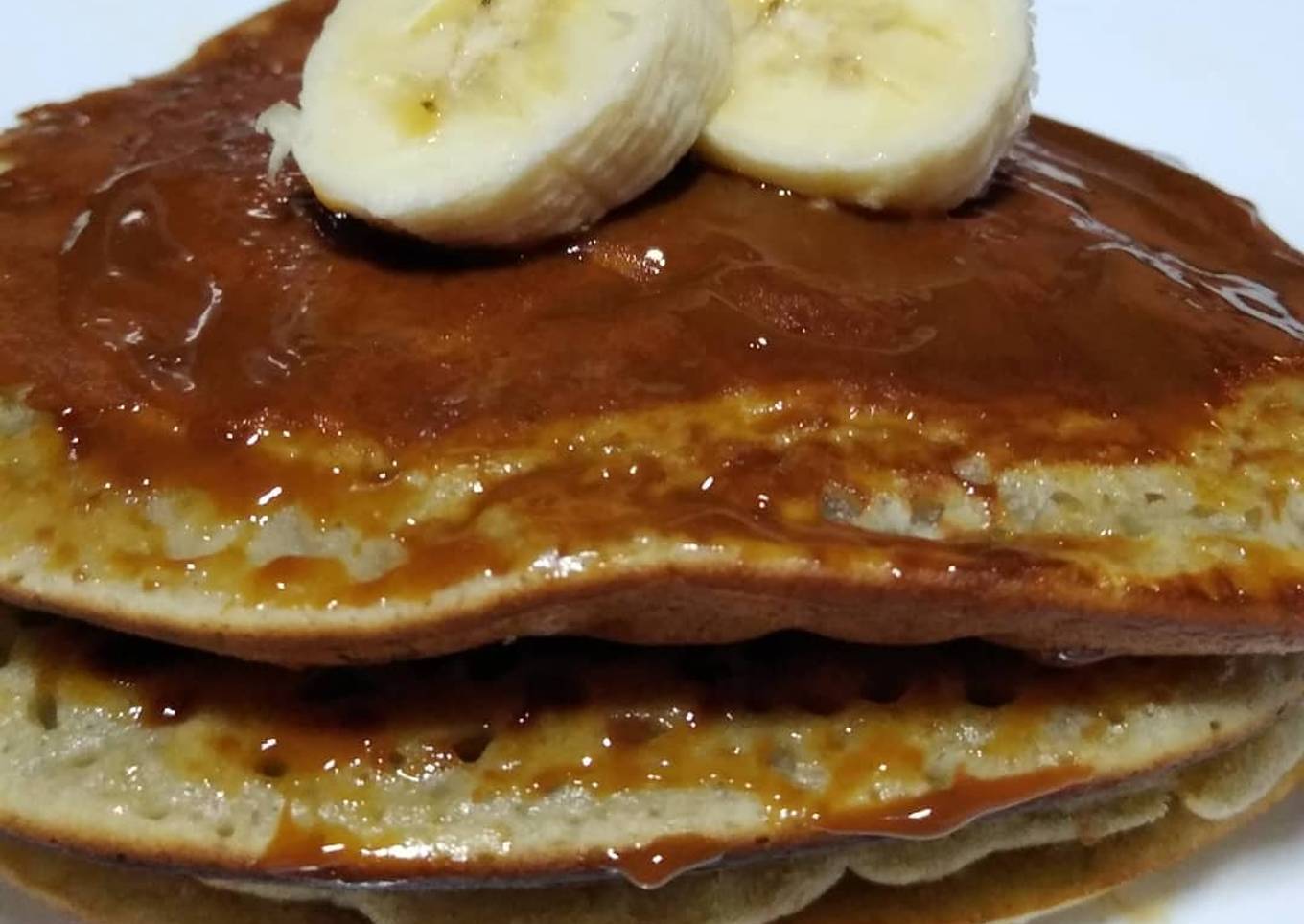 Panqueques de banana con dulce de leche