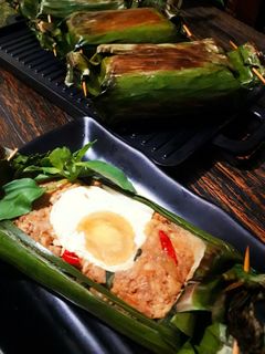 Foto resep Nasi Bakar Telur Asin Sambal Tempe (63)