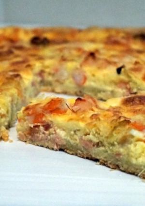 Una foto de Quiche de salmón y atún