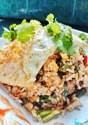 รูปของ ข้าวผัดไข่ -ไก่และตับ