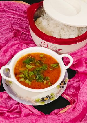 A picture of Green peas potato masala curry 🍛 matar aloo ki sabji 😋.