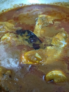 மீன் குழம்பு(meen kulambu recipe in tamil செய்முறை முக்கிய புகைப்படம்