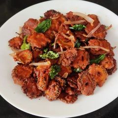 A picture of Bitter gourd chips.
