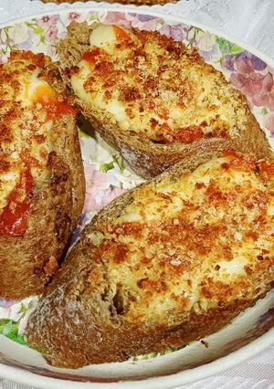 Hình của món Bánh mì nướng sốt mayonnaise.