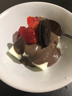 Foto resep Milk Pudding with Chocolate Sauce