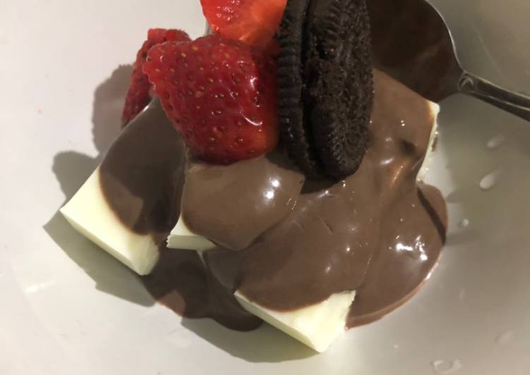 Milk Pudding with Chocolate Sauce