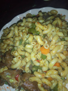 A picture of Jollof macaroni.