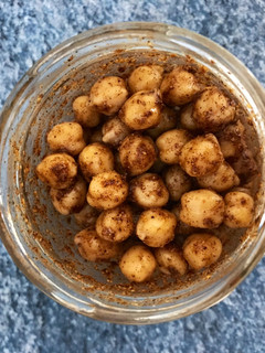 Una foto de Snacks de garbanzos saludables💚