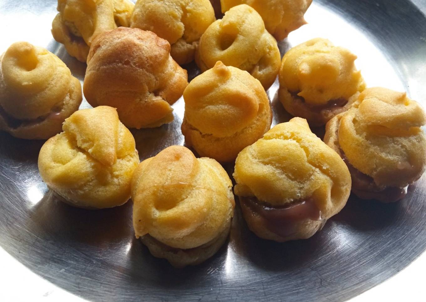 Kue soes vla coklat