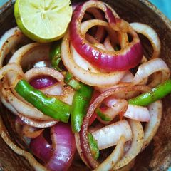A picture of Lachha onion.