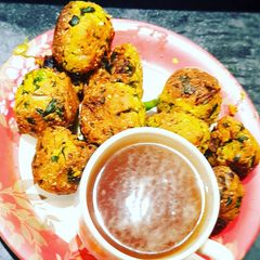 A picture of Methi pakora.