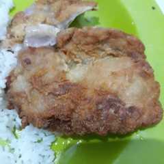 รูปของ Ayam Goreng Tepung Gurih