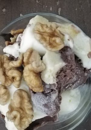 صورة لوصفة بوظة الفانيلا والشوكولا