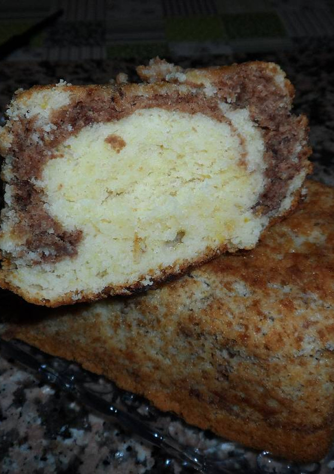 Una foto de Bizcocho marmolado