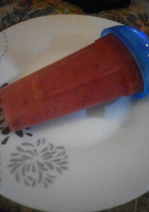 صورة لوصفة مثلجات طبيعية بالفراولة والموز 👍😋