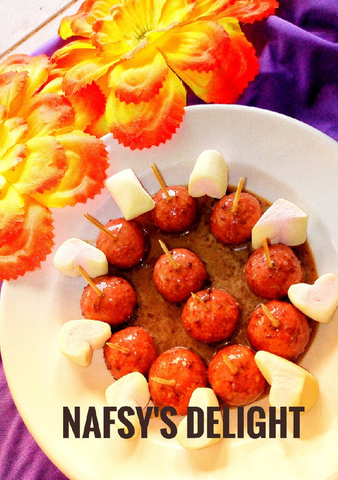 A picture of Coco and choco balls.