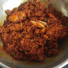 A picture of Crab sukka masala.