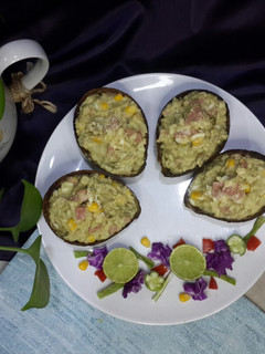 عکسی از دستور الوادو (الویه آووکادو) Olvado