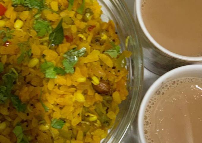 Brown Poha With Sprouted Moong Recipe by Alka Bhandari - Cookpad