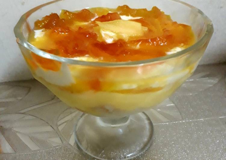 How to Prepare Homemade Mango trifle